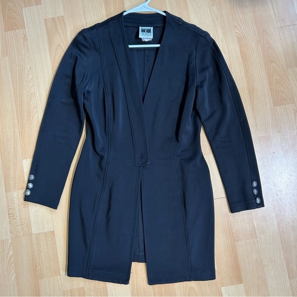 Tadashi Shoji Jackets & Blazers - Tadashi Shoji Black Tailored Blazer with V-Neckline Medium Capsule Wardrobe